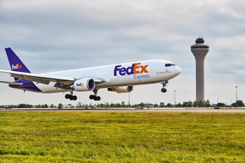 Samolot należący do FedEx Express - start (fot. FedEx Express)