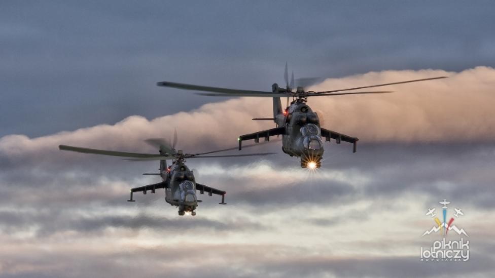 Śmigłowce Mi-24 na Nowotarskim Pikniku Lotniczym (fot. pikniknowotarski.pl)