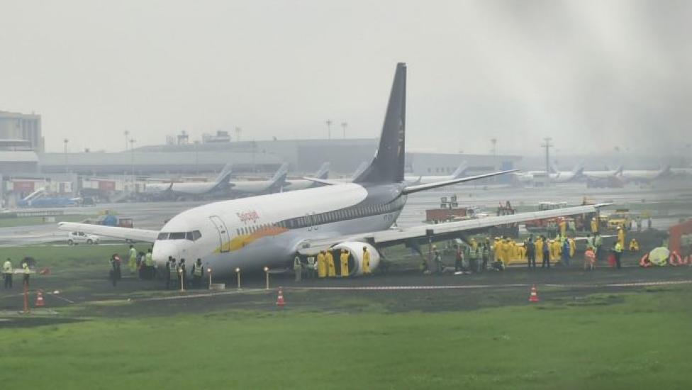 Incydent B738 SpiceJet na lotnisku Jaipur, fot. theprint.in