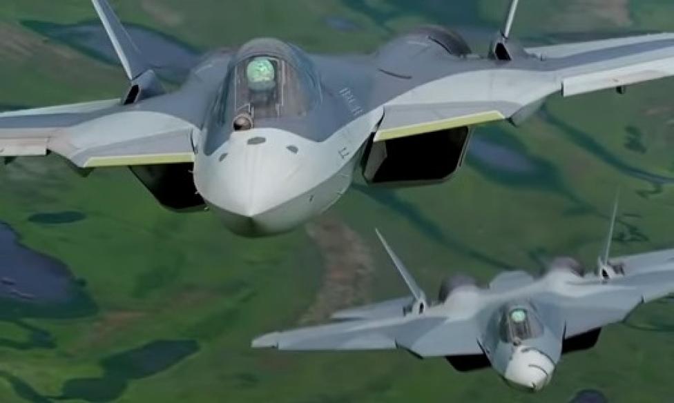 Su-57 (fot. kadr z filmu na youtube.com)