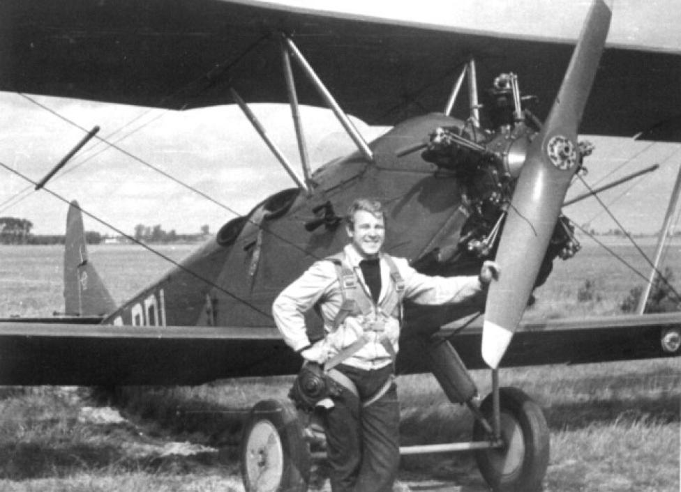 Tadeusz Godlewski przy samolocie CSS-13 (fot. Aeroklub Włocławski)