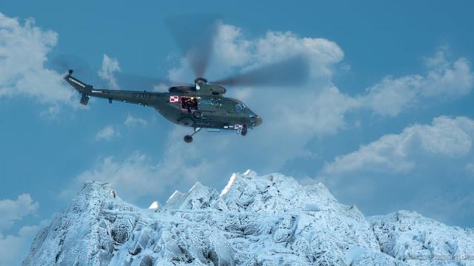 W-3 SAR (0702) w locie w Tatrach (fot. Służba Poszukiwania i Ratownictwa Lotniczego ASAR)