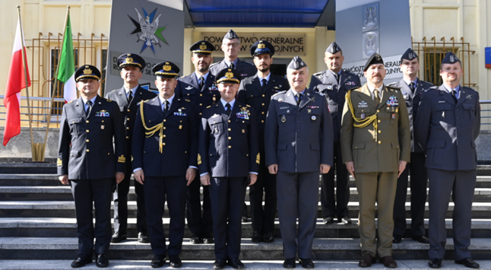 Wizyta włoskiej delegacji Sił Powietrznych w DG RSZ (fot. Mirosław Cyryl Wójtowicz)