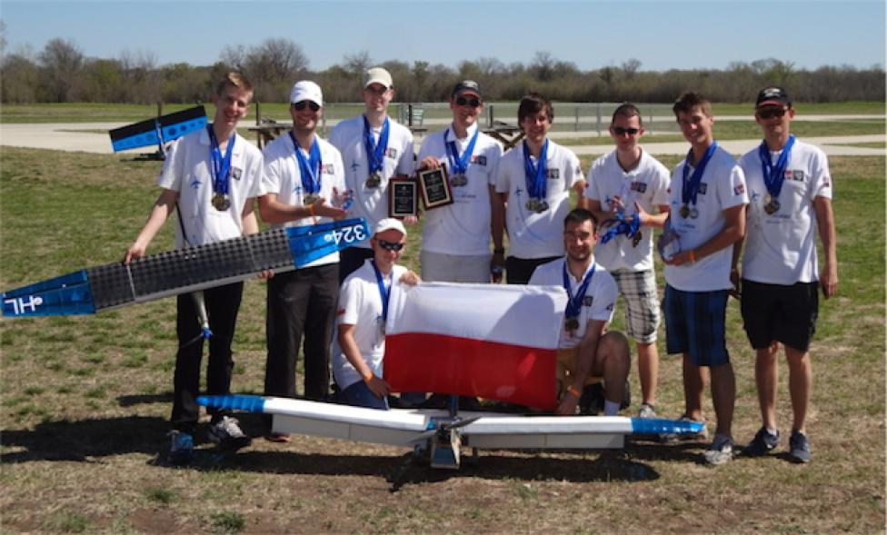 Studenci z zespołu Jet Stream wygrali międzynarodowe zawody dla konstruktorów lotniczych, fot. Jet Stream