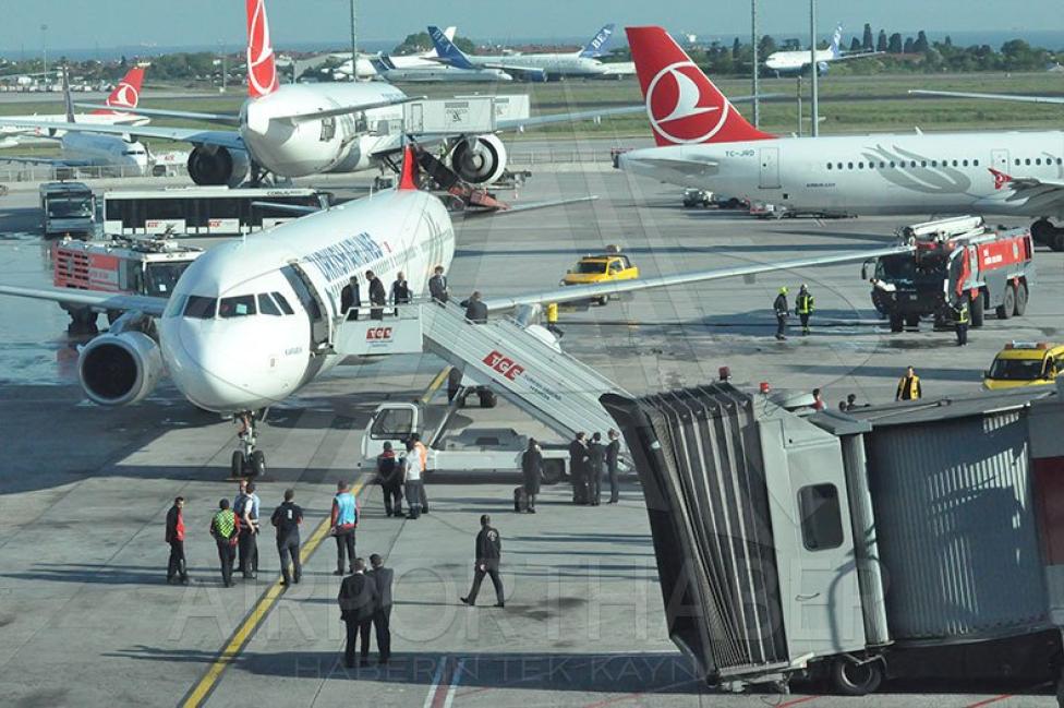 Kolizja na lotnisku w Stambule