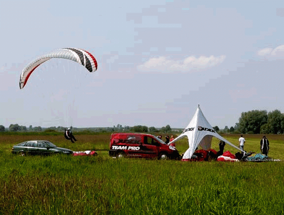 Centrum Testowe w Pińczowie/fot. Dudek Paragliders