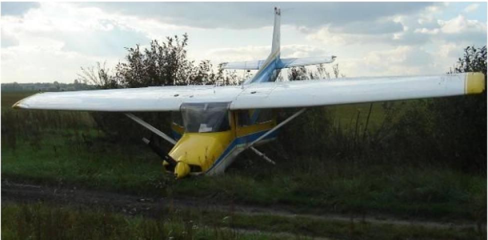 Cessna F 150 L po przerwanym starcie