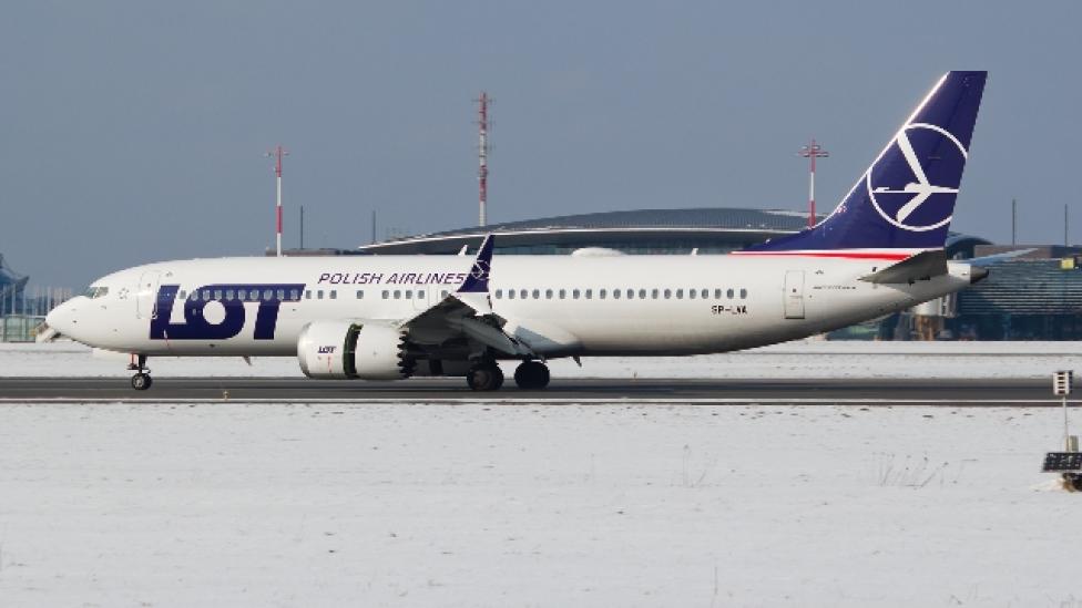 Boeing 737 MAX 8 należący do LOT-u w Porcie Lotniczym Rzeszów-Jasionka (fot. Tomasz Kuśnierz)