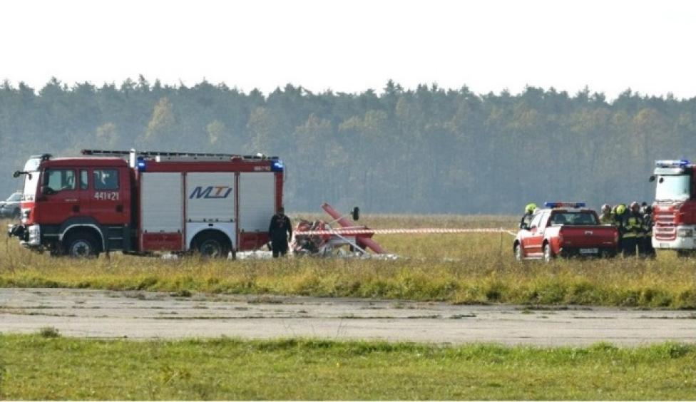 Wypadek samolotu na lotnisku w Kamieniu Śląskim (fot. Radosław Dimitrow)