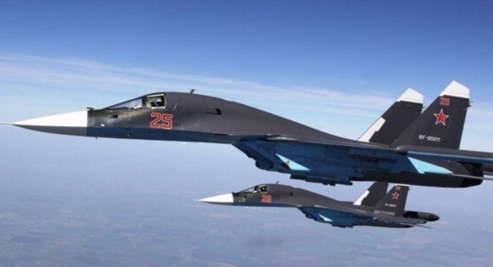 Dwa samoloty Su-34 (fot. themoscowtimes.com)