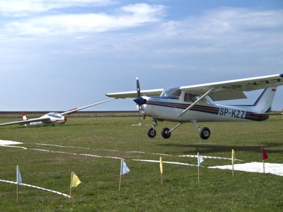 Konkurencja precyzyjnego lądowania w AZZ