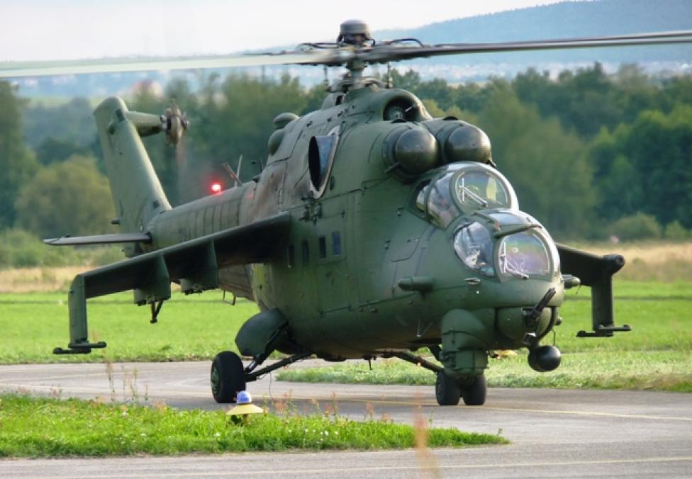 Z Serii "Spotkania Przy Samolocie": Mi-24 | Dlapilota.pl