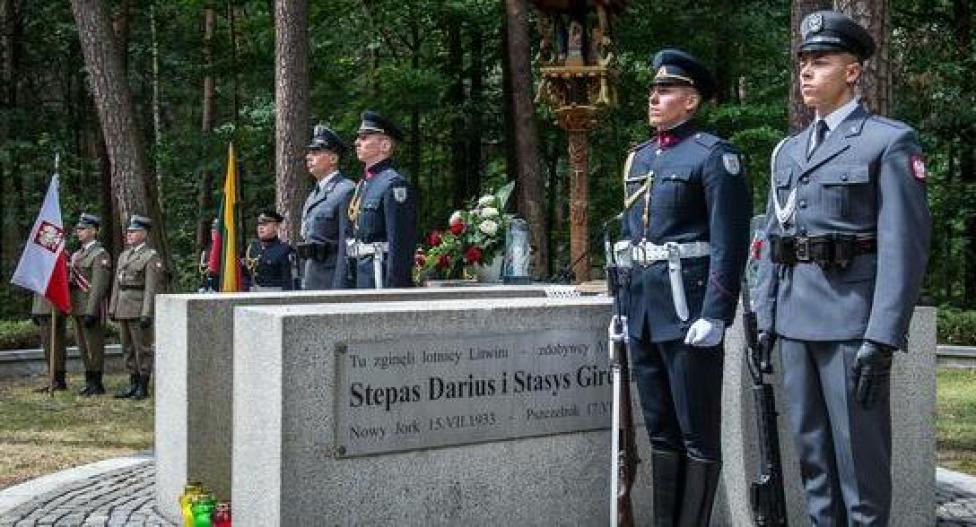 Uroczyste obchody 85. rocznicy lotu litewskich pilotów Steponasa Dariusa i Stasysa Girenasa (fot. mon.gov.pl)