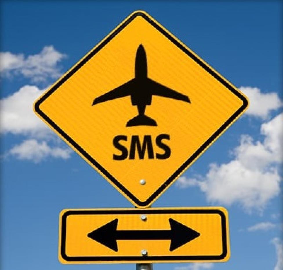 SMS in aviation. fot. Universal weather and aviation