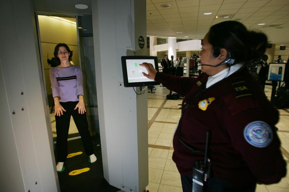 Kontrola bezpieczeństwa na jednym z lotnisk w USA