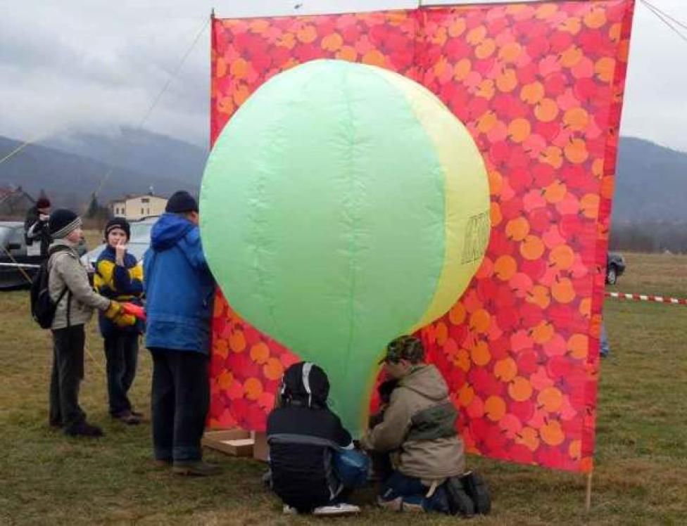 Zawody miniatur balonów na ogrzane powietrze w Bielsku-Białej / fot. www.gorpol.pl