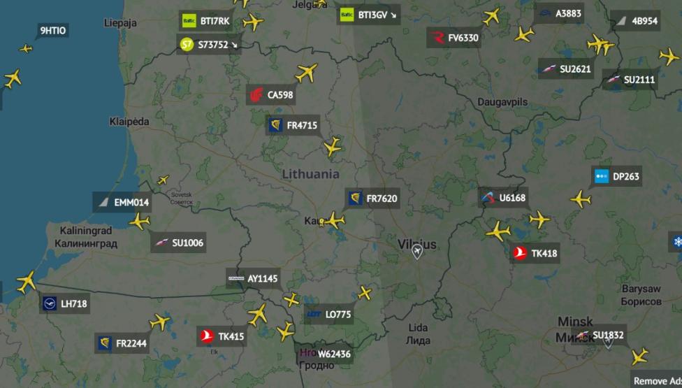 Ruch lotniczy nad Litwą (fot. radarbox.com)