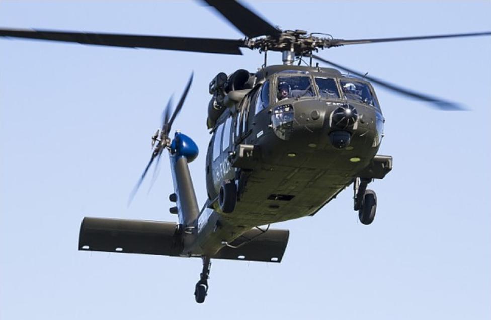 S-70i Black Hawk w locie - widok z przodu, z dołu (fot. PZL Mielec)