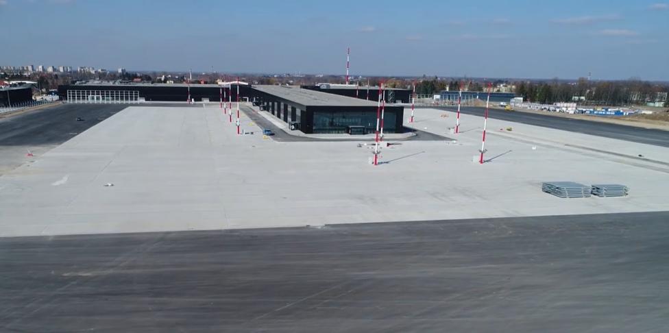 Terminal i płyta postojowa lotniska Warszawa-Radom - prace budowlane (fot. Lotnisko Warszawa-Radom/Facebook)
