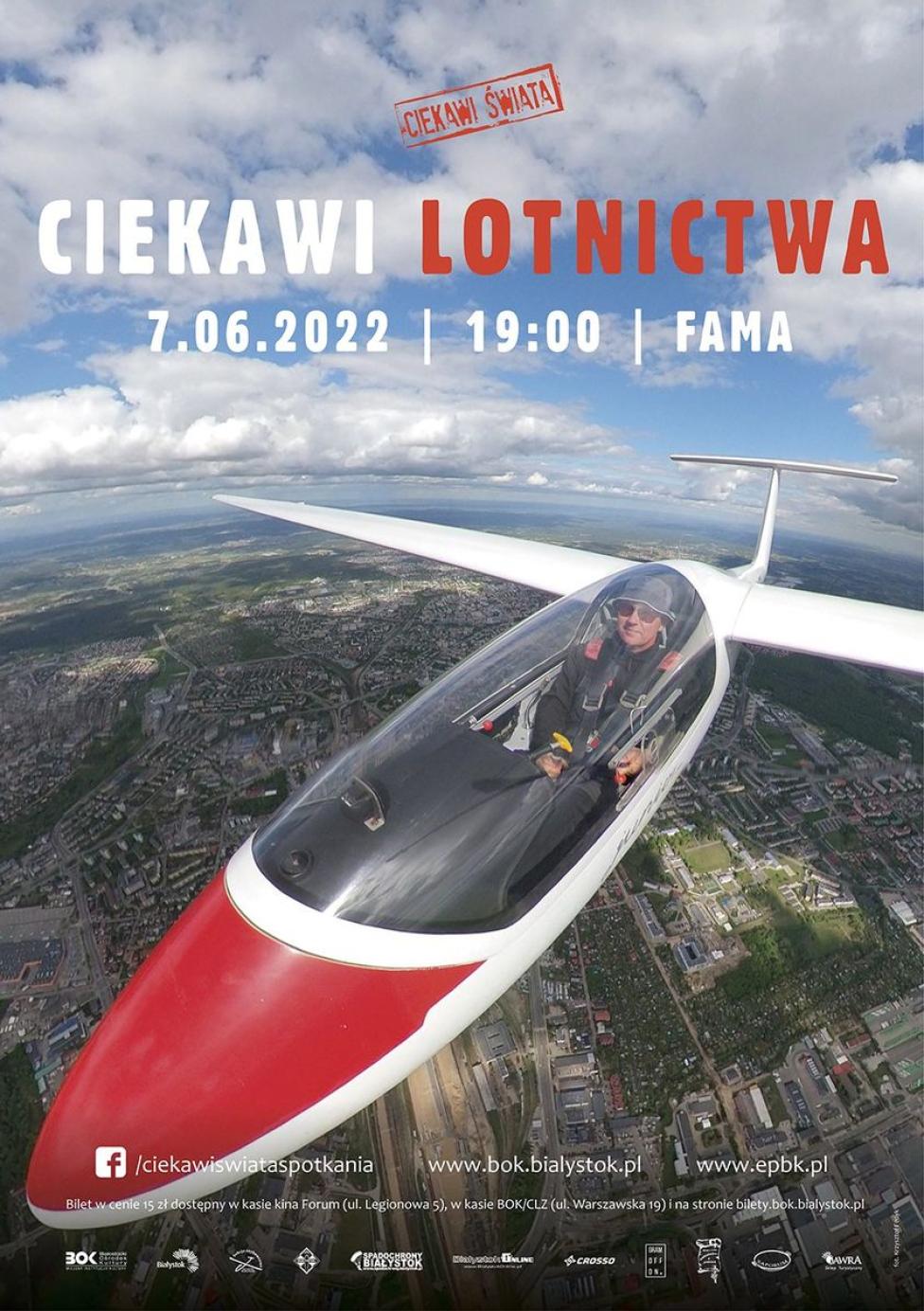 "Ciekawi lotnictwa" – spotkanie miłośników podniebnych sportów w Białymstoku (fot. Białostocki Ośrodek Kultury)