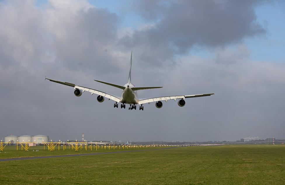 Lądowanie podczas silnego wiatru, fot. Schiphol Airport