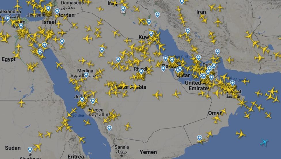 Ruch lotniczy nad Arabią Saudyjską (fot. flightradar24.com)