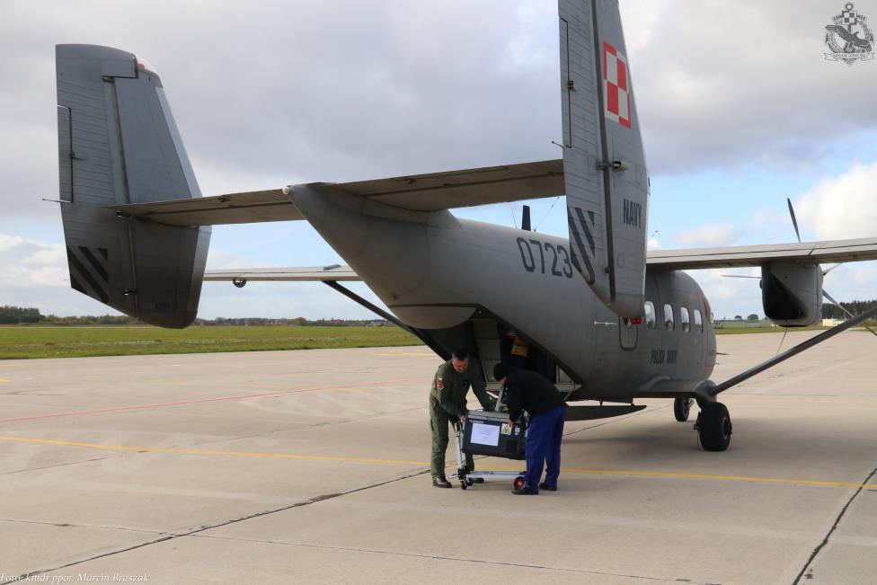 M28B z 43. Bazy Lotnictwa Morskiego na lotnisku podczas Akcji Serce (fot. kmdr ppor. Marcin Braszak)