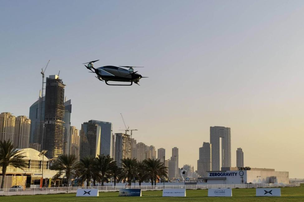 XPeng debiutuje X2 w Dubaju podczas pierwszego publicznego lotu (fot. XPeng)