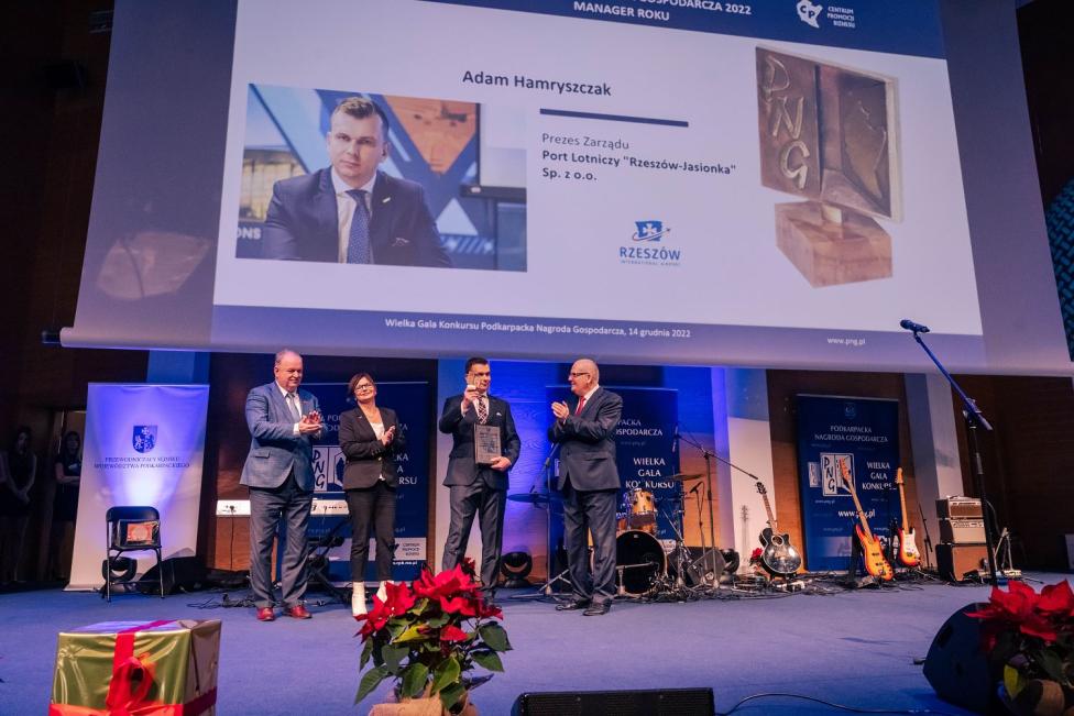 Adam Hamryszczak laureatem konkursu Podkarpacka Nagroda Gospodarcza (fot. materiały prasowe)