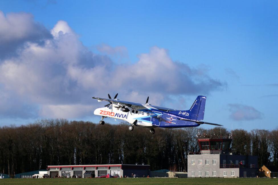 Pierwszy lot Dorniera 228 firmy ZeroAvia z napędem wodorowym