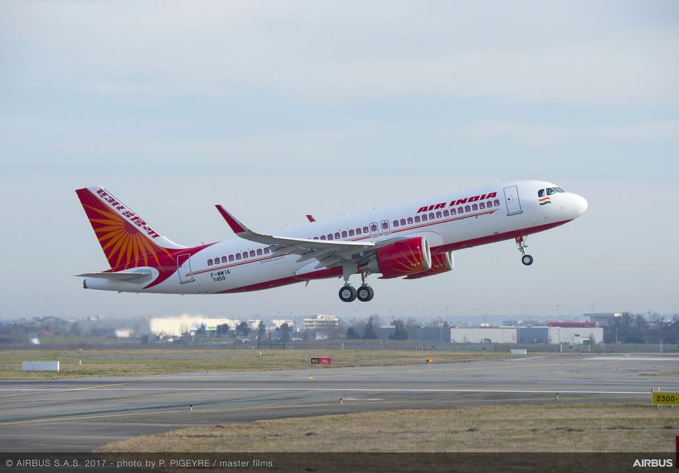 A320neo należący do linii lotniczych Air India - start (fot. Airbus)