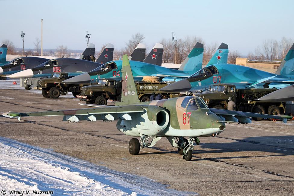Rosyjskie samoloty wojskowe w bazie lotniczej w Lipiecku (fot. Vitaly V. Kuzmin, CC BY-SA 4.0, Wikimedia Commons)