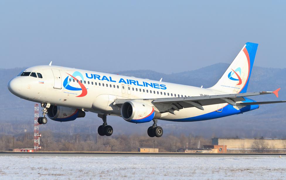 Airbus A320 linii Ural Airlines (fot. Fedor Leukhin, CC BY-SA 2.0, Wikimedia Commons)