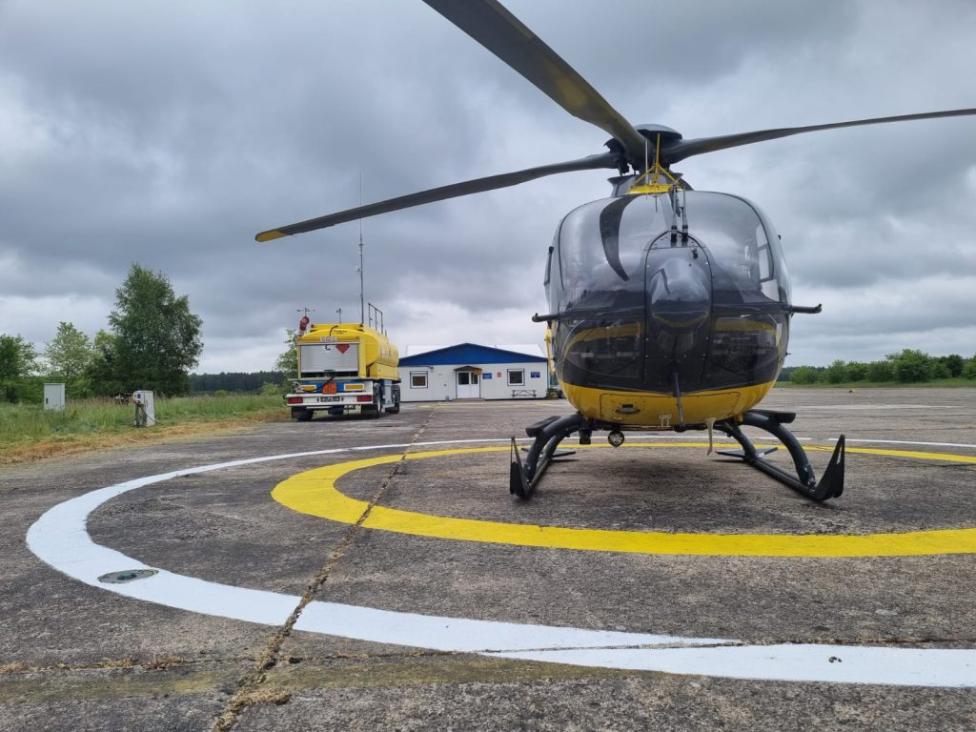 EC135 Lotniczego Pogotowia Ratunkowego w bazie w Koszalinie (fot. Lotnicze Pogotowie Ratunkowe)