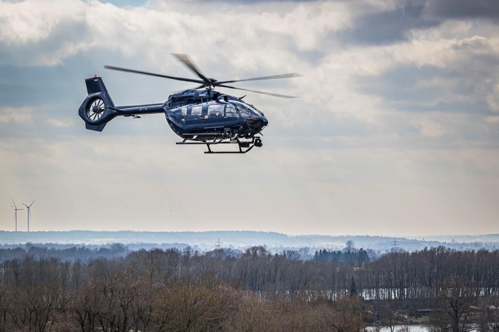 H145 w locie (fot. Airbus Helicopters)