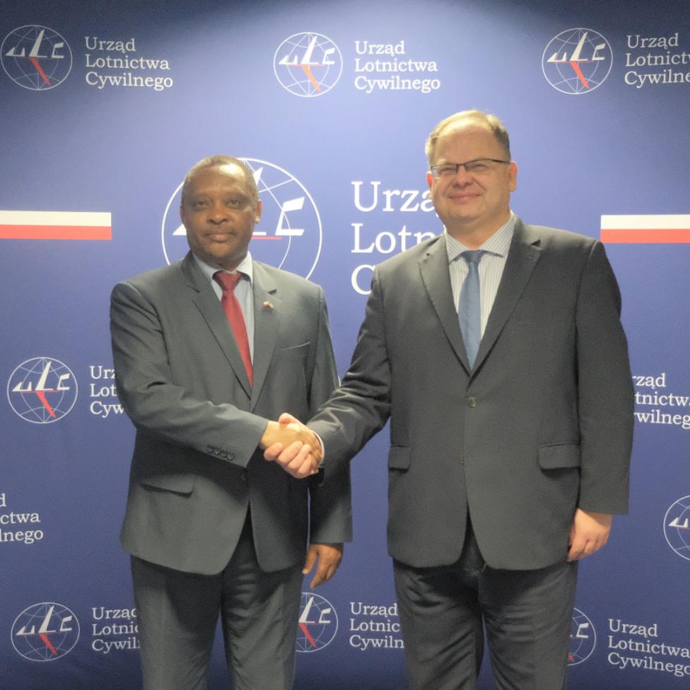 Podpisanie porozumienia pomiędzy władzami lotniczymi Polski i Rwandy (fot. ULC)