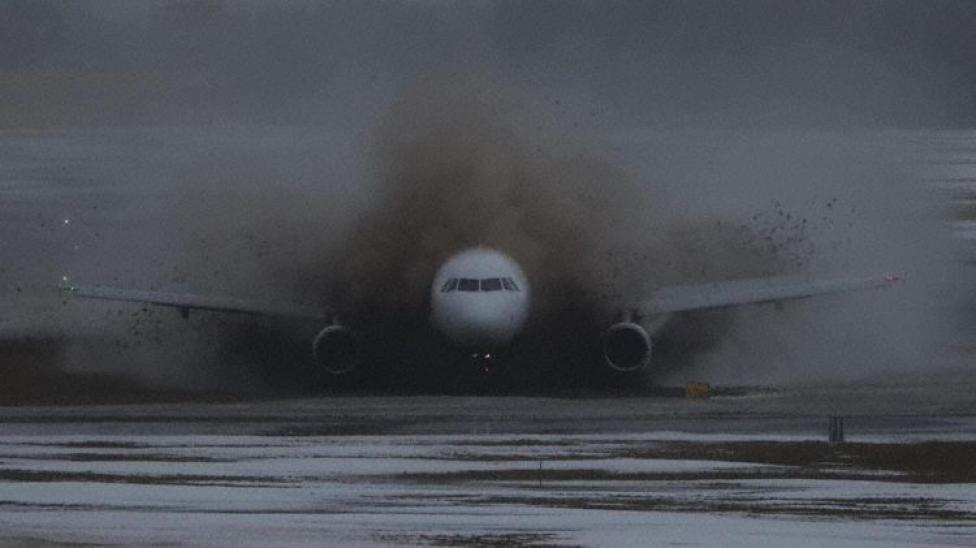 Incydent z A320 Avion Express w Wilnie, fot. avherald