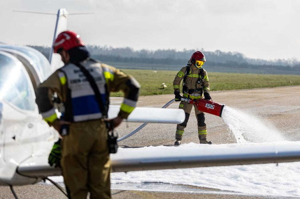 Awaria samolotu - sprawdzono procedury w sytuacji kryzysowej podczas ćwiczeń Masłów 24 (fot. Aeroklub Kielecki)