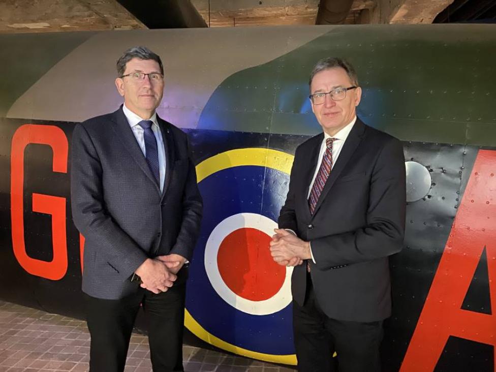 Tomasz Kosecki, Dyrektor Muzeum Lotnictwa Polskiego i dr Jarosław Szarek, Dyrektor Muzeum Armii Krajowej (fot. Paweł Stachnik) Tomasz Kosecki, Dyrektor Muzeum Lotnictwa Polskiego i dr Jarosław Szarek, Dyrektor Muzeum Armii Krajowej (fot. Paweł Stachnik)