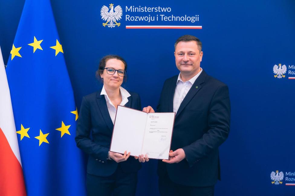 Minister rozwoju i technologii Krzysztof Paszyk powołał na stanowisko Prezesa Polskiej Agencji Kosmicznej dr Martę Ewę Wachowicz (fot. Ministerstwo Rozwoju i Technologii)
