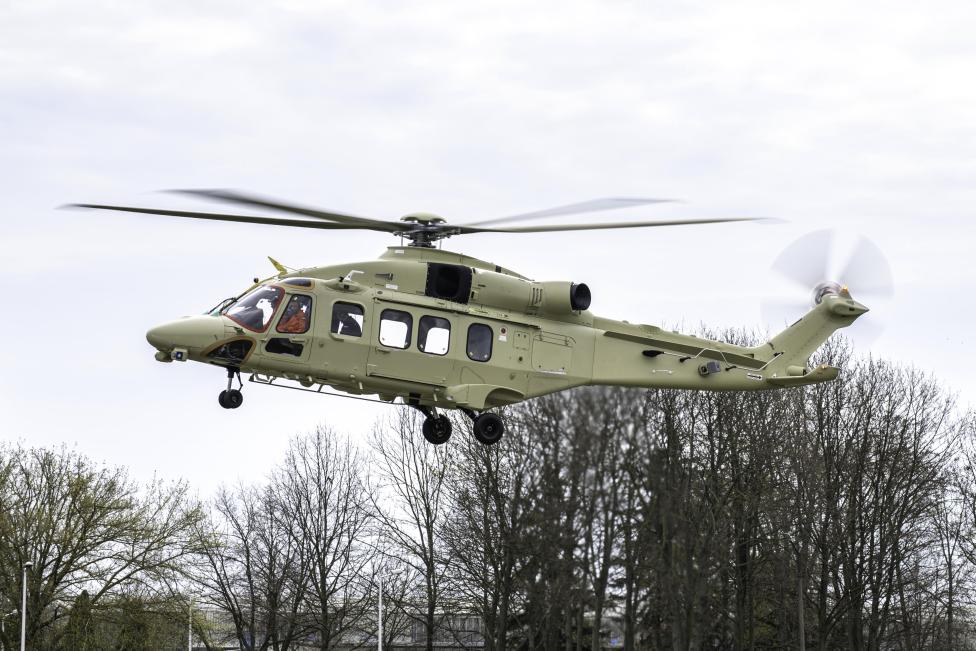Pierwszy lot testowy śmigłowca AW149 polskiej produkcji (fot. Agencja Uzbrojenia, MON) Pierwszy lot testowy śmigłowca AW149 polskiej produkcji (fot. Agencja Uzbrojenia, MON)