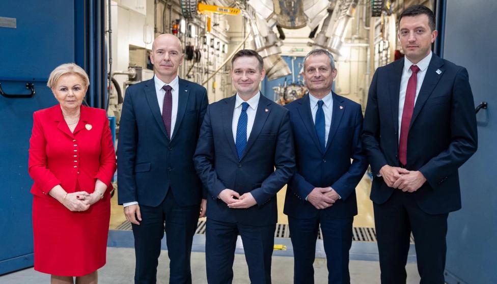 Rząd podpisze kontrakt branżowy z sektorem lotniczym (fot. Pratt & Whitney Rzeszów) Rząd podpisze kontrakt branżowy z sektorem lotniczym (fot. Pratt & Whitney Rzeszów)