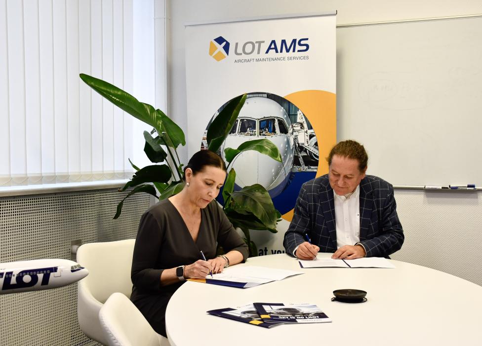 LOTAMS z kontraktem PLL LOT o wartości 1,1 miliarda złotych (fot. LOTAMS) LOTAMS z kontraktem PLL LOT o wartości 1,1 miliarda złotych (fot. LOTAMS)