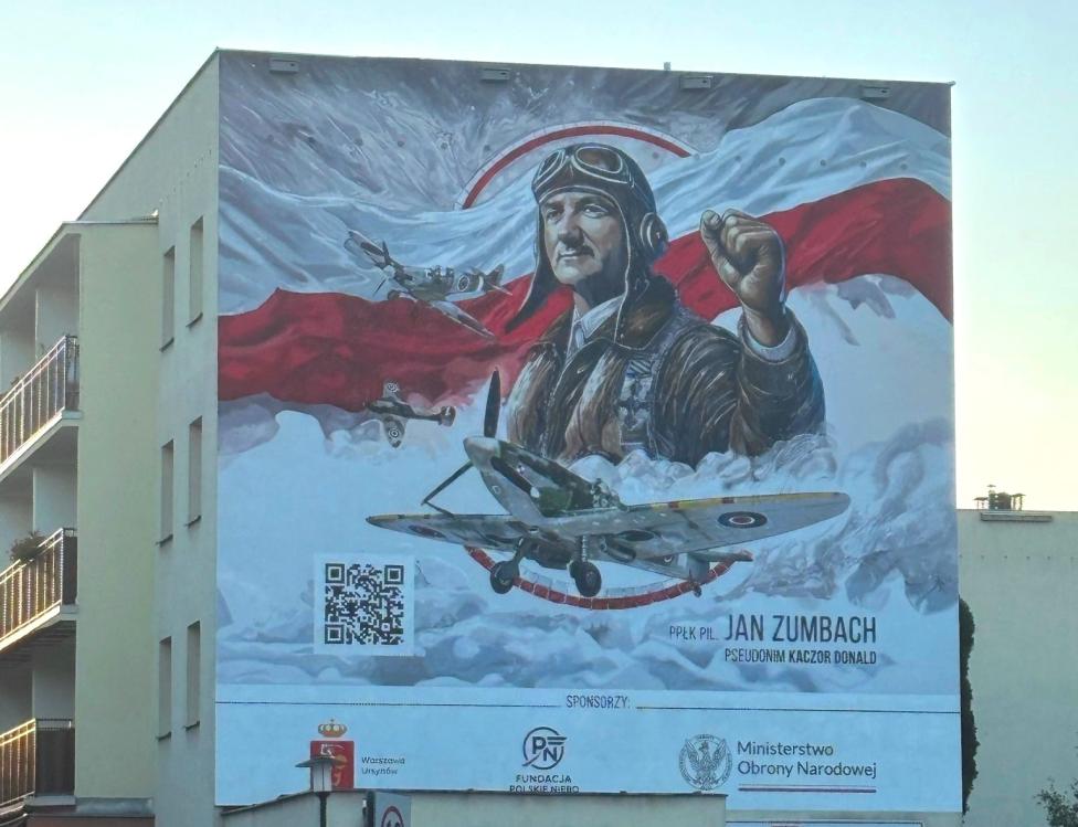 Mural Jana Zumbacha na bloku na warszawskim Ursynowie (fot. Fundacja Polskie Niebo, Facebook)