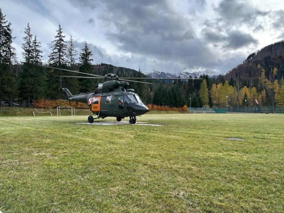 W-3 Sokół SAR na lądowisku w Zakopanem (fot. 3. Skrzydło Lotnictwa Transportowego)