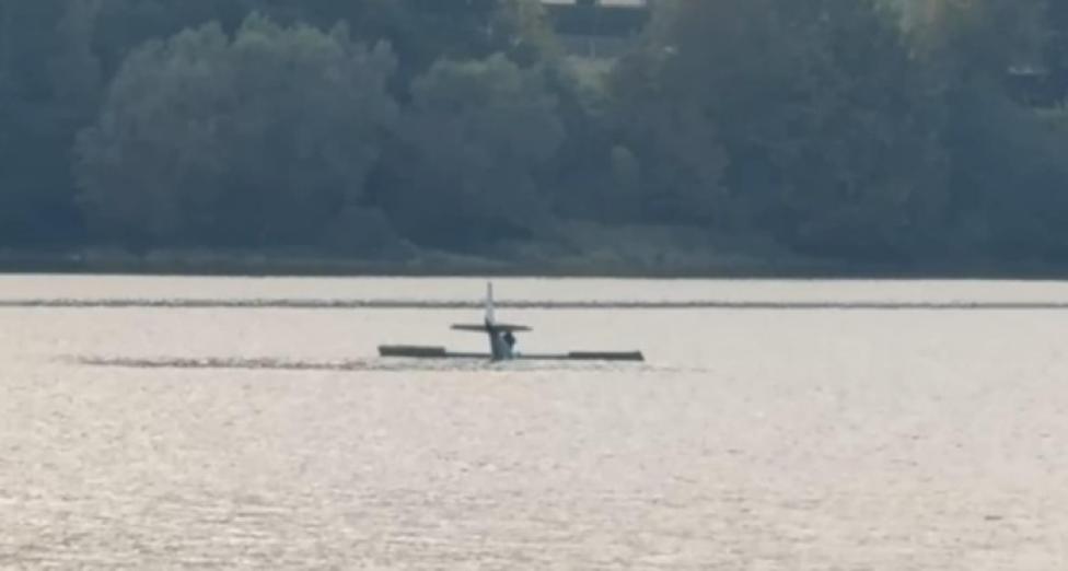 Wodowanie Cessny 172N na Jeziorze Międzybrodzkim_raport wstępny PKBWL