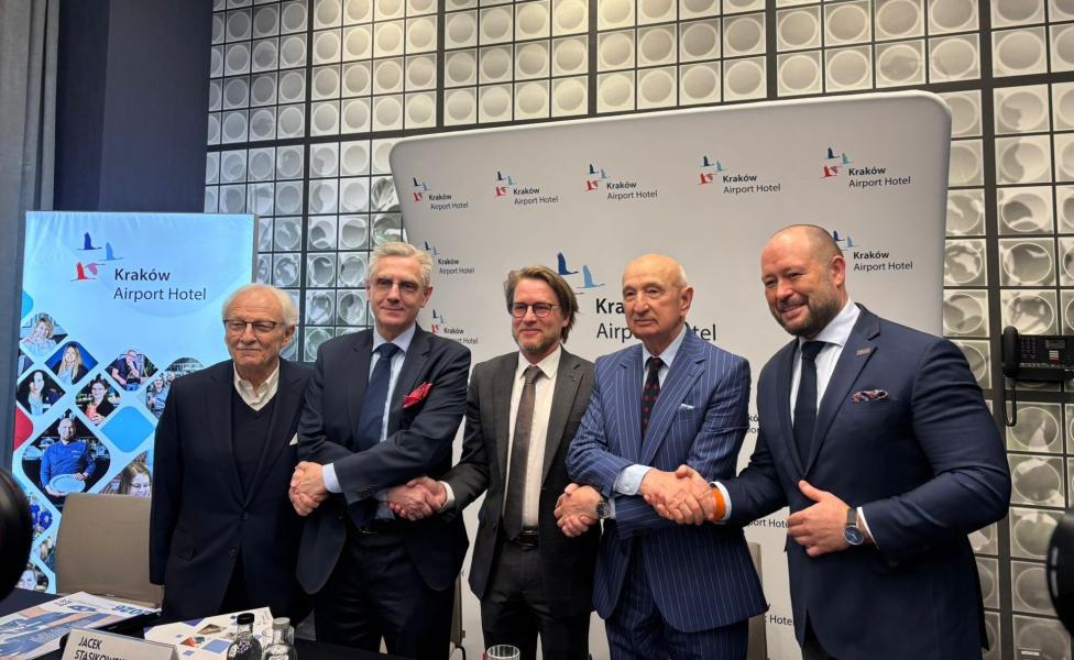 Podpisano list intencyjny między Krakow Airport Hotel a grupą Accor (fot. Kraków Airport)