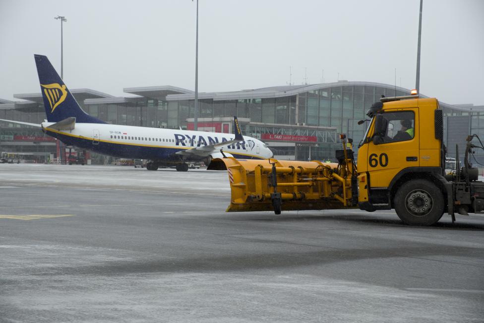 Port Lotniczy Wrocław zimą (fot. Port Lotniczy Wrocław)