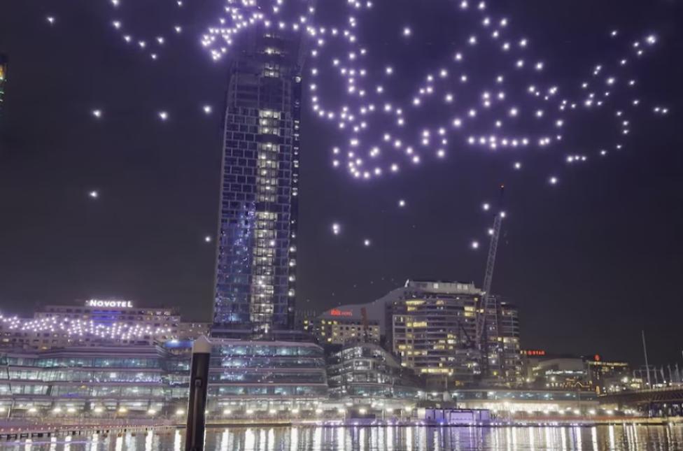 Kolizja dronów na Vivid festiwal w Sydney, fot. abc_net_au
