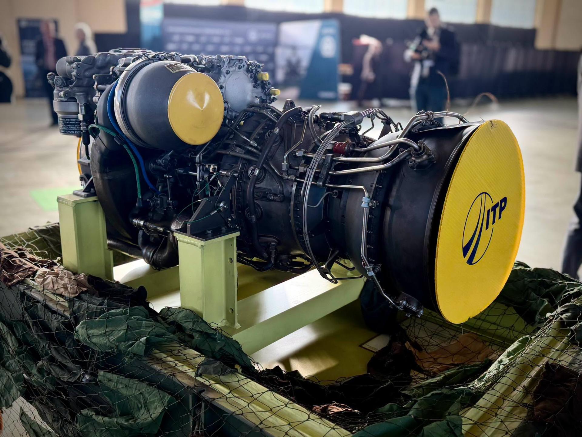 New service center for Apache helicopters to be built in Dęblin